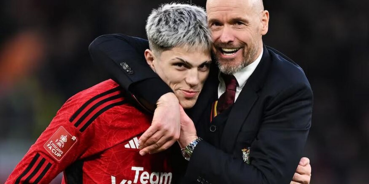 Erik ten Hag "bryr sig inte" om spekulationerna om hans framtid i Manchester United